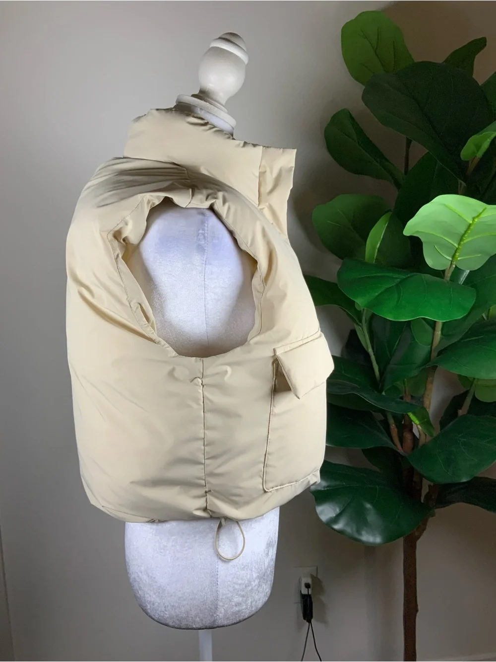 Cisono Ivory Quilted Puffer Vest with High Collar